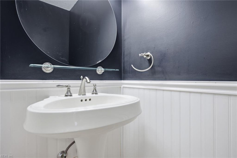 Photo 18 of 36 residential for sale in Virginia Beach virginia