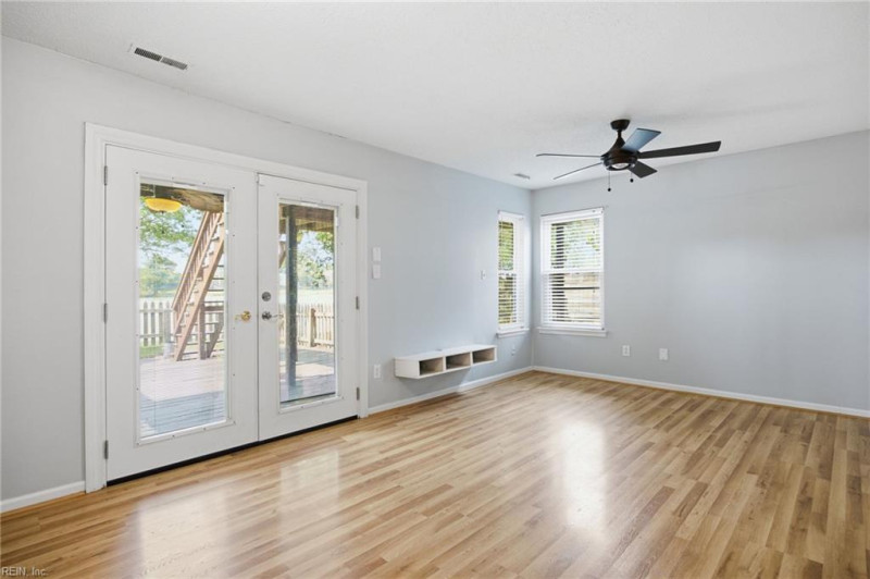 Photo 6 of 36 residential for sale in Virginia Beach virginia