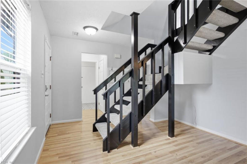 Photo 8 of 36 residential for sale in Virginia Beach virginia