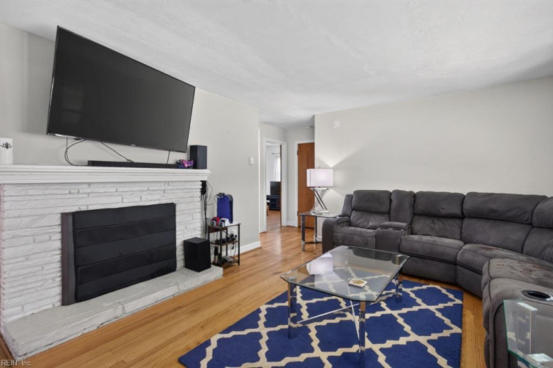 Photo 6 of 31 residential for sale in Norfolk virginia Photo 6 of 31 residential for sale in Norfolk virginia