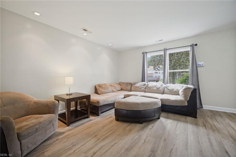 Photo 7 of 50 residential for sale in Virginia Beach virginia Photo 7 of 50 residential for sale in Virginia Beach virginia