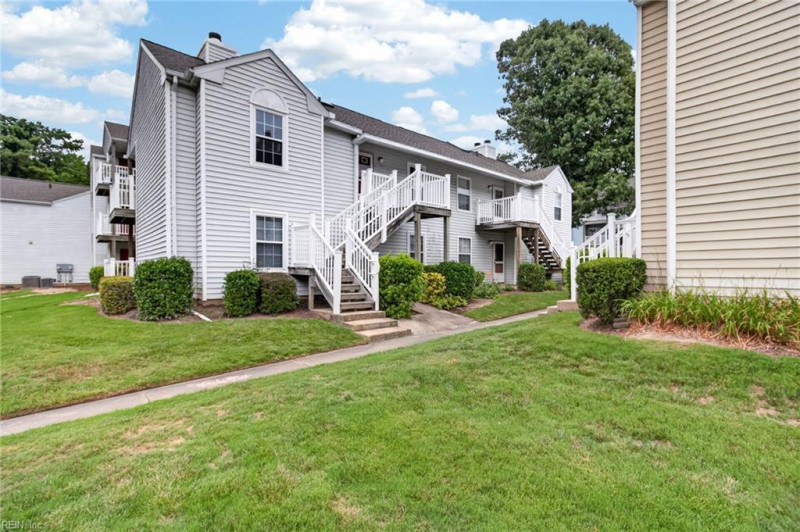 Photo 1 of 22 residential for sale in Virginia Beach virginia