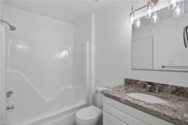 Photo 14 of 22 residential for sale in Virginia Beach virginia