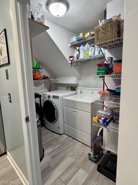 Photo 13 of 37 residential for sale in Virginia Beach virginia