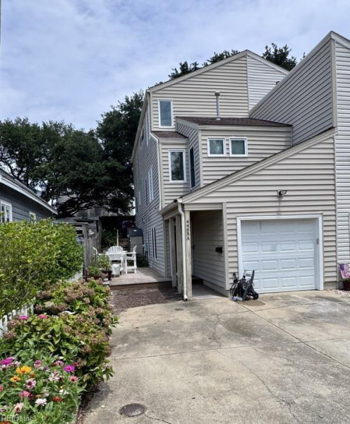 Photo 4 of 37 residential for sale in Virginia Beach virginia