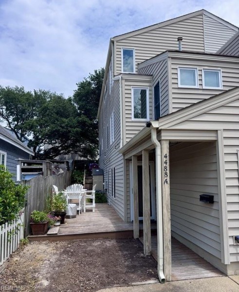 Photo 5 of 37 residential for sale in Virginia Beach virginia
