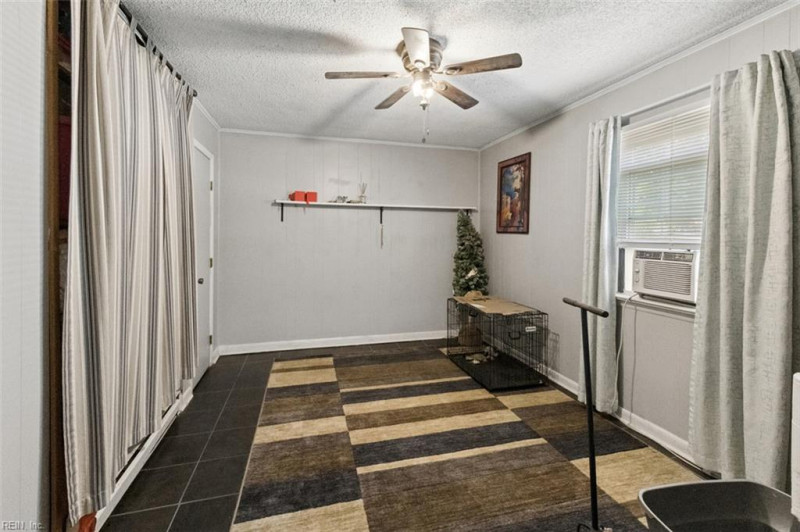 Photo 26 of 50 residential for sale in Chesapeake virginia