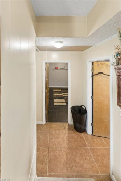 Photo 27 of 50 residential for sale in Chesapeake virginia