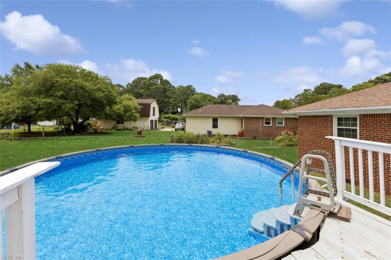 Photo 3 of 50 residential for sale in Chesapeake virginia