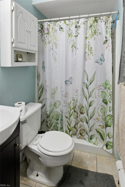 Photo 38 of 50 residential for sale in Chesapeake virginia
