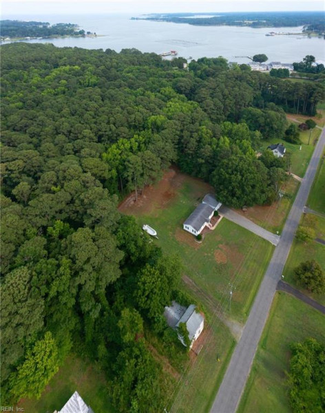 Photo 13 of 14 residential for sale in Mathews County virginia Photo 13 of 14 residential for sale in Mathews County virginia