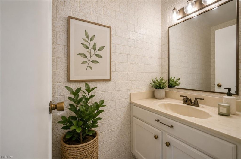 Photo 11 of 24 residential for sale in Virginia Beach virginia