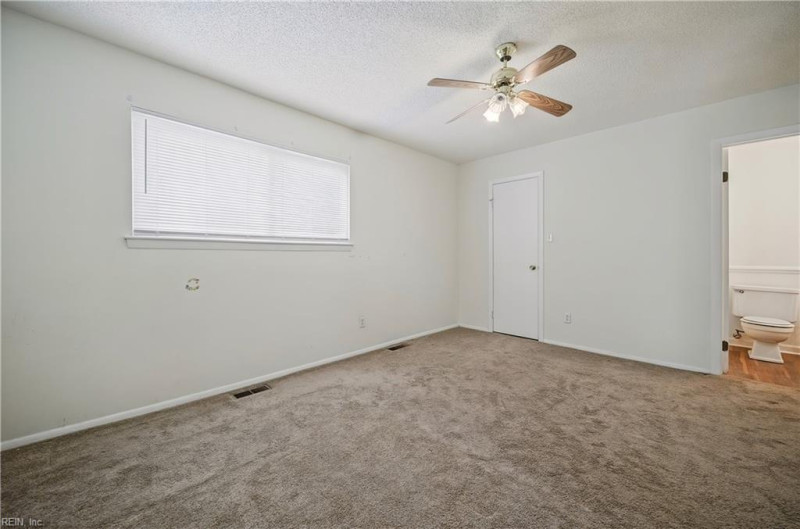 Photo 19 of 24 residential for sale in Virginia Beach virginia