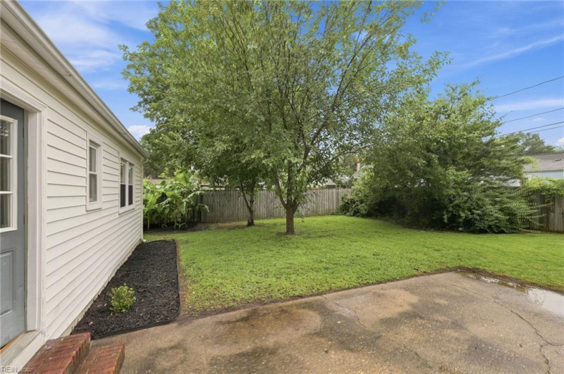 Photo 25 of 40 residential for sale in Chesapeake virginia Photo 25 of 40 residential for sale in Chesapeake virginia