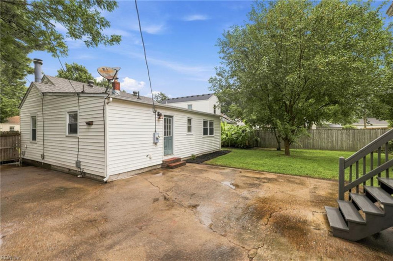 Photo 30 of 40 residential for sale in Chesapeake virginia Photo 30 of 40 residential for sale in Chesapeake virginia