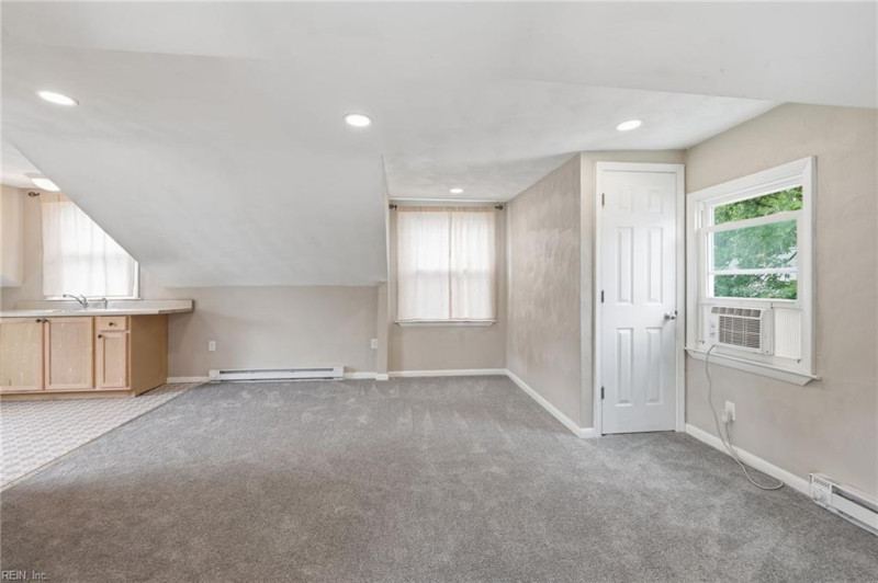Photo 33 of 40 residential for sale in Chesapeake virginia Photo 33 of 40 residential for sale in Chesapeake virginia