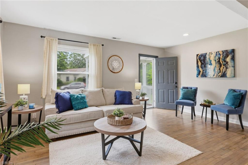 Photo 6 of 40 residential for sale in Chesapeake virginia Photo 6 of 40 residential for sale in Chesapeake virginia