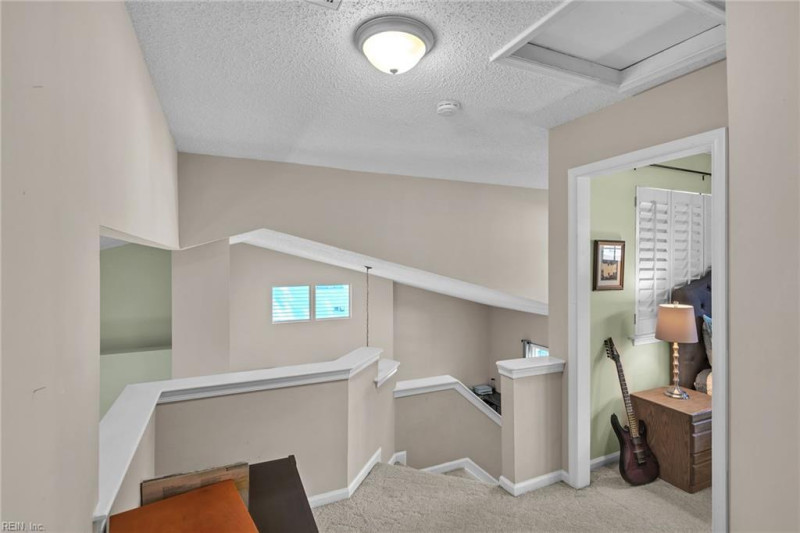 Photo 18 of 40 residential for sale in Chesapeake virginia