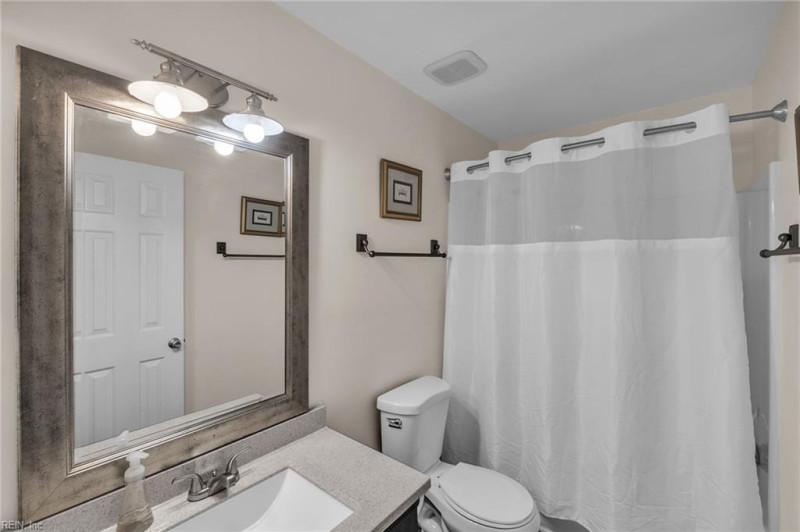 Photo 21 of 40 residential for sale in Chesapeake virginia