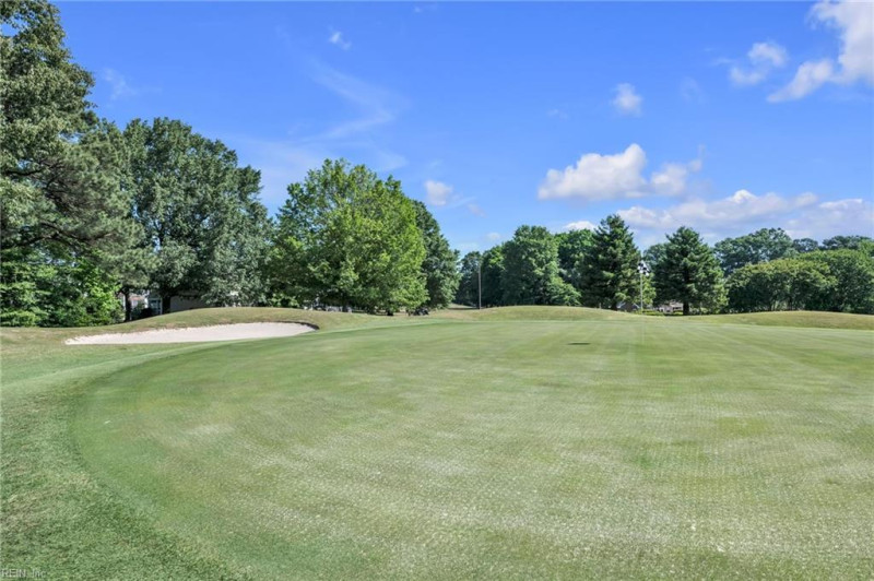 Photo 32 of 40 residential for sale in Chesapeake virginia