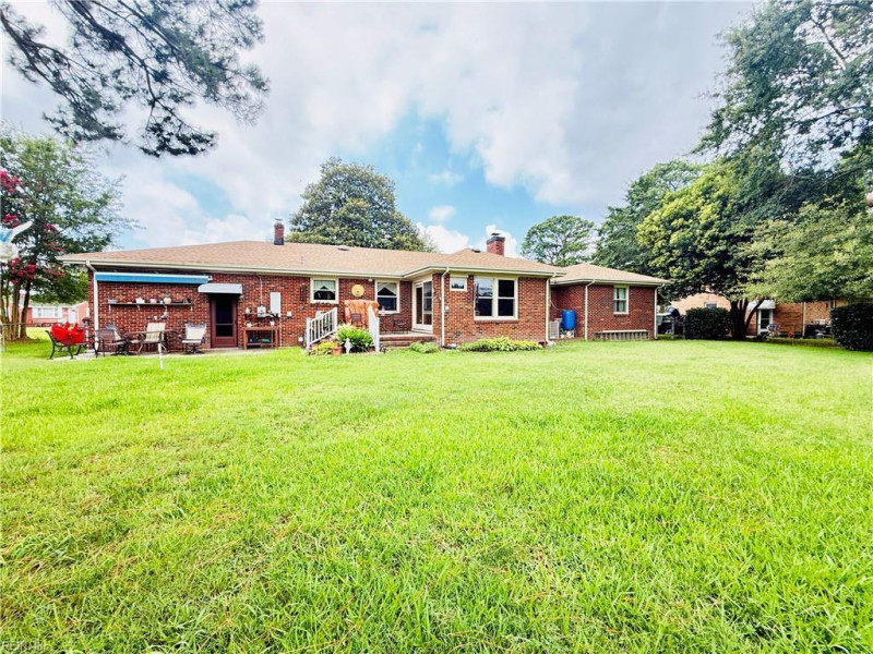 Photo 23 of 24 residential for sale in Chesapeake virginia