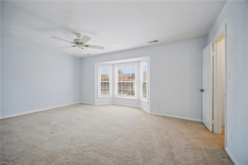 Photo 19 of 40 residential for sale in Virginia Beach virginia
