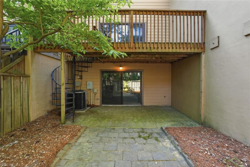 Photo 31 of 43 residential for sale in Virginia Beach virginia