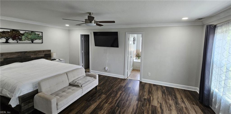Photo 10 of 29 residential for sale in Virginia Beach virginia