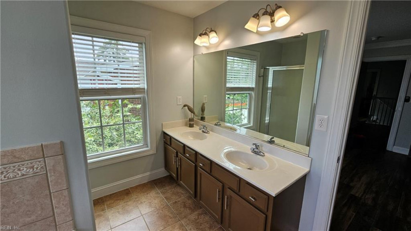 Photo 12 of 29 residential for sale in Virginia Beach virginia