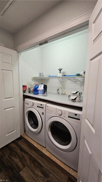 Photo 16 of 29 residential for sale in Virginia Beach virginia