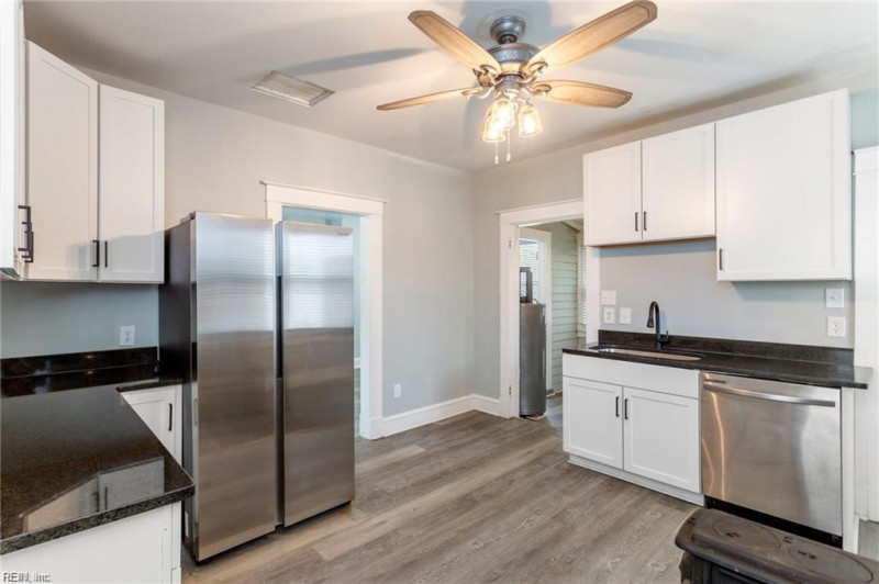 Photo 10 of 22 residential for sale in Hampton virginia