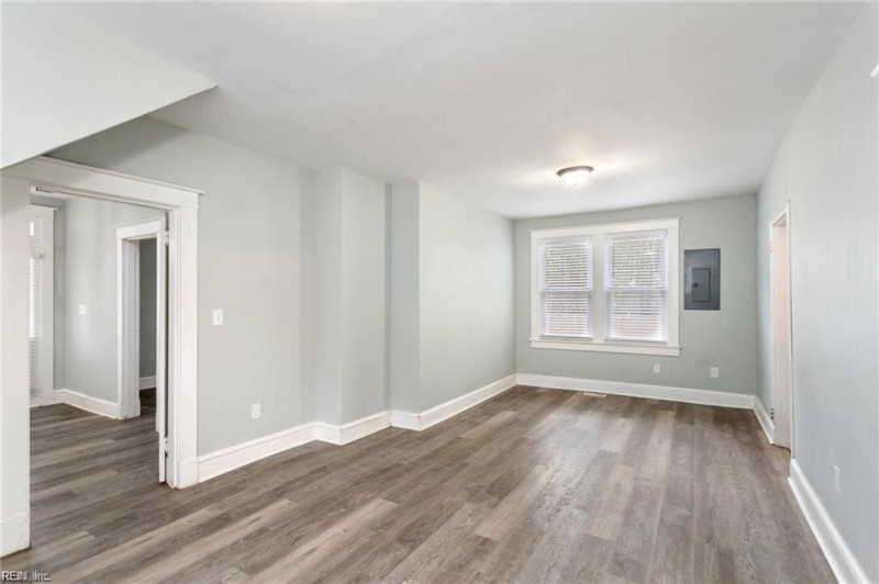 Photo 7 of 22 residential for sale in Hampton virginia