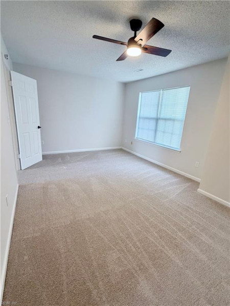 Photo 17 of 19 residential for sale in Chesapeake virginia