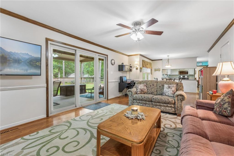 Photo 20 of 50 residential for sale in York County virginia