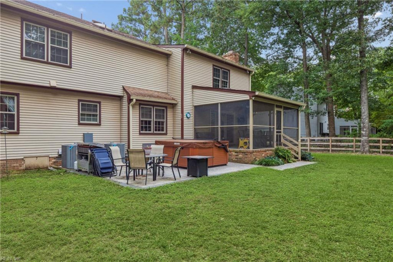 Photo 44 of 50 residential for sale in York County virginia