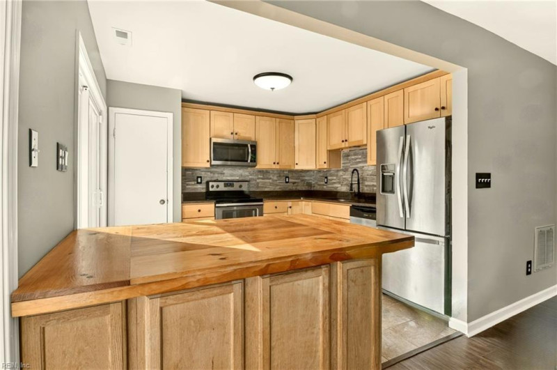 Photo 6 of 30 residential for sale in Virginia Beach virginia Photo 6 of 30 residential for sale in Virginia Beach virginia