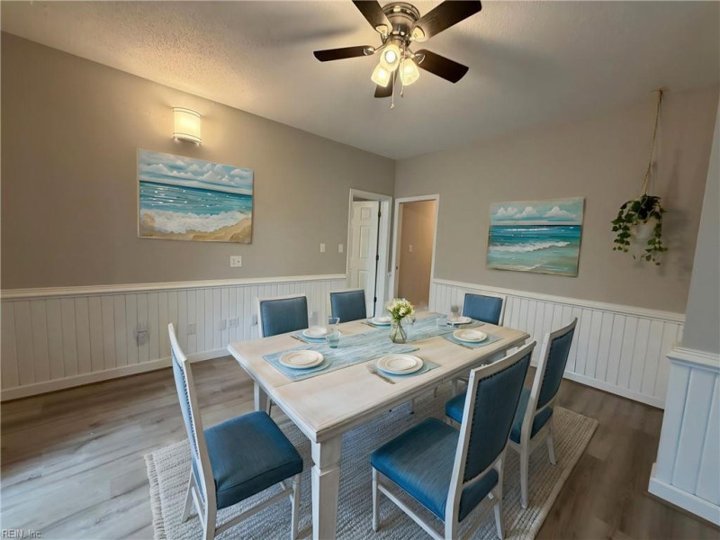 Photo 11 of 30 residential for sale in Hampton virginia