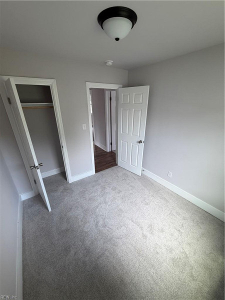 Photo 13 of 17 residential for sale in Portsmouth virginia