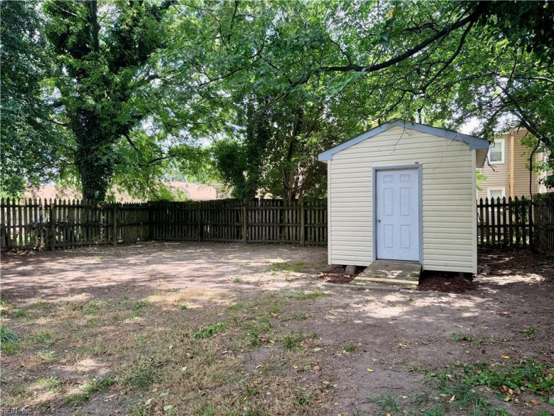 Photo 17 of 20 residential for sale in Norfolk virginia Photo 17 of 20 residential for sale in Norfolk virginia