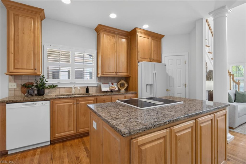 Photo 12 of 50 residential for sale in Newport News virginia Photo 12 of 50 residential for sale in Newport News virginia