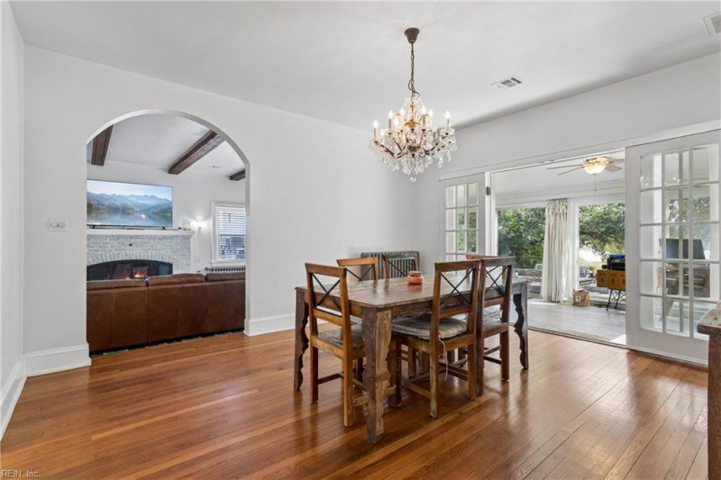 Photo 13 of 50 residential for sale in Norfolk virginia