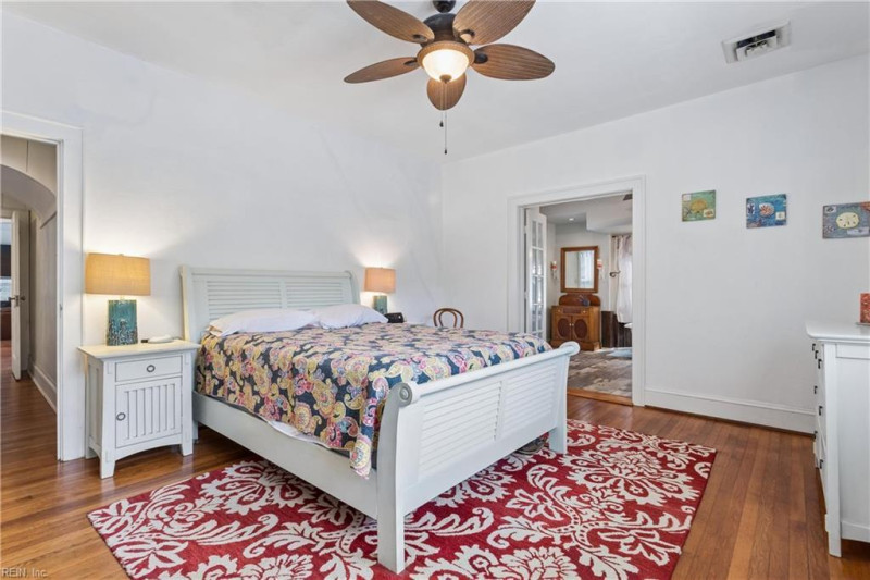 Photo 25 of 50 residential for sale in Norfolk virginia
