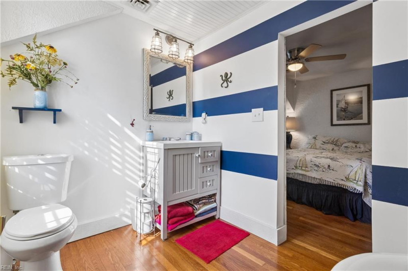 Photo 34 of 50 residential for sale in Norfolk virginia