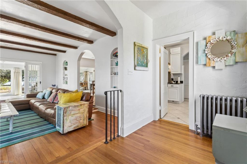 Photo 6 of 50 residential for sale in Norfolk virginia