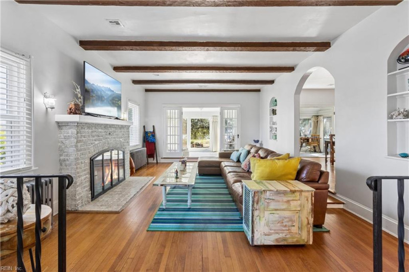 Photo 7 of 50 residential for sale in Norfolk virginia