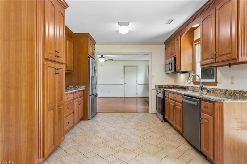 Photo 10 of 48 residential for sale in Newport News virginia Photo 10 of 48 residential for sale in Newport News virginia