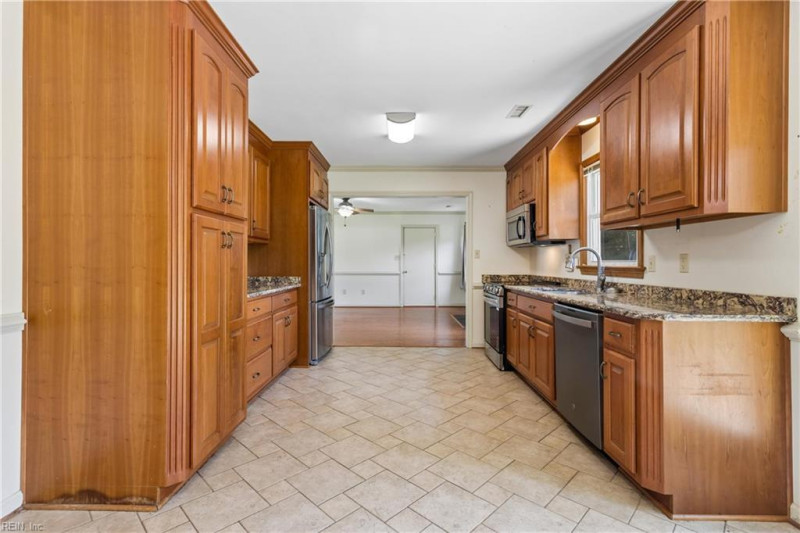 Photo 12 of 48 residential for sale in Newport News virginia Photo 12 of 48 residential for sale in Newport News virginia