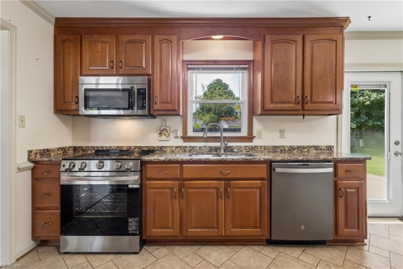 Photo 16 of 48 residential for sale in Newport News virginia Photo 16 of 48 residential for sale in Newport News virginia