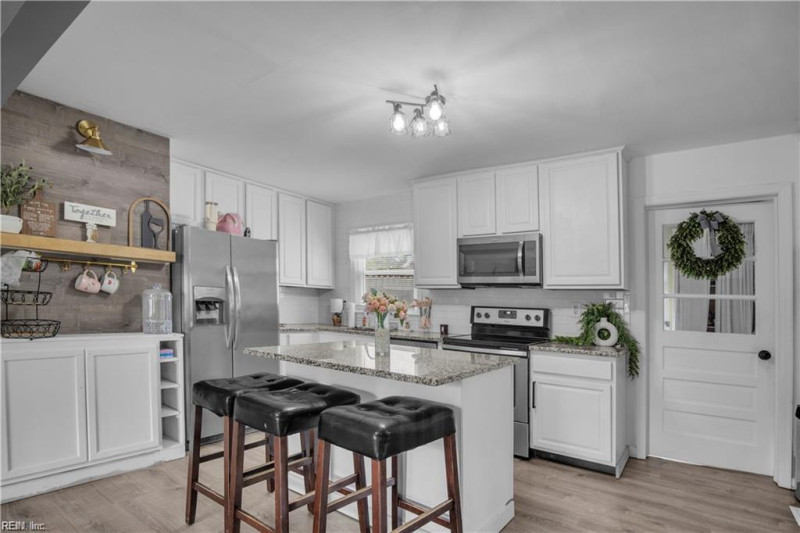 Photo 1 of 18 residential for sale in Chesapeake virginia
