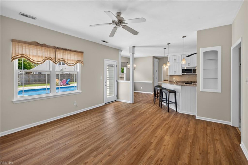 Photo 16 of 42 residential for sale in Virginia Beach virginia
